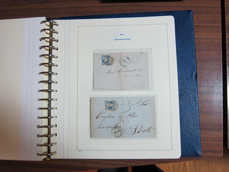 0019 (45).JPG -     Lote:    19      Marcofilia      Lotes Especiais       Descrição:         Portugal. Colecção especializada de carimbos de duplo círculo, tipo 1852, montada em 4 álbuns Lindner, com selos de diversas emissões e cartas, com estudo minucioso de cada marca. Lote a ver.         Lote       Valor Base:     &euro; 2.500,00     Valor Venda:     Retirado     